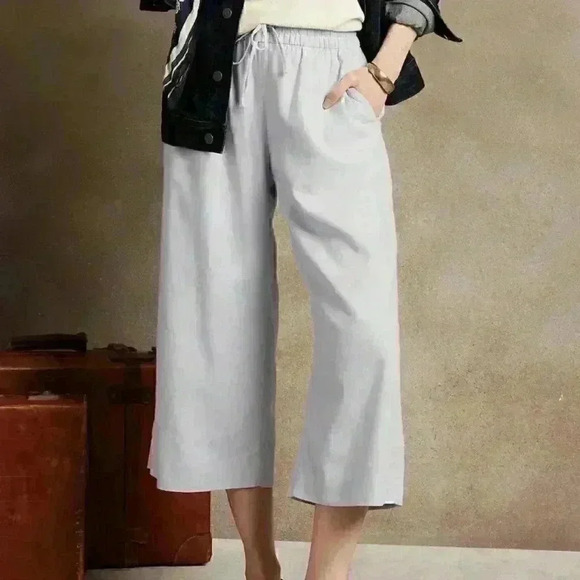 Banana Republic Linen-Blend Easy Crop Pant - Picture 1 of 8